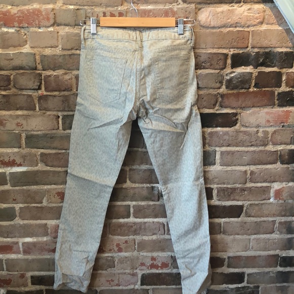 Jeans with Subtle Leopard Print - Picture 5 of 5